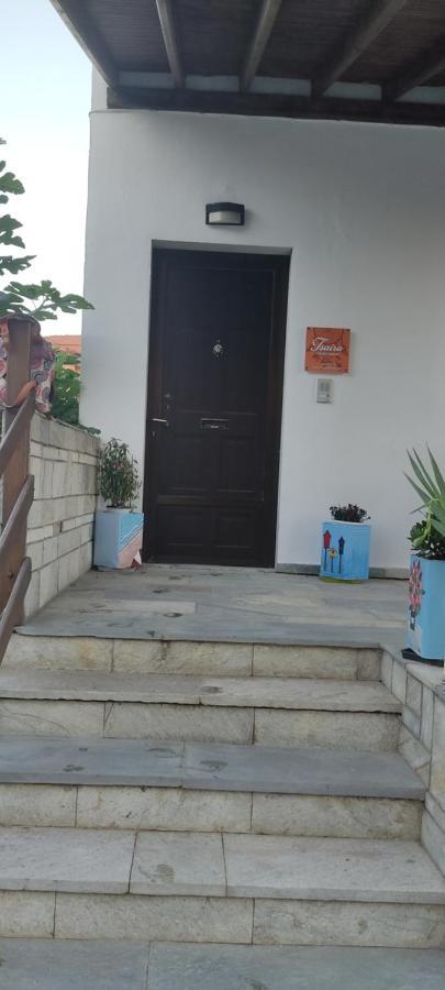 Apartment Tsaira อาโมเลียนี ภายนอก รูปภาพ